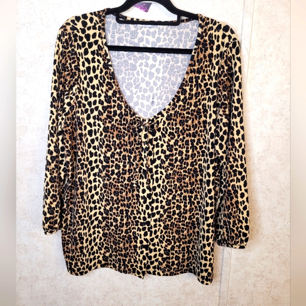 Dex Leopard Print V-Neck Button-Front Top with Tie Detail - Size 1X